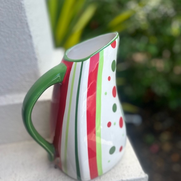 VGC Bella Casa by Ganz. Red Striped Pitcher, Green Handle Polka Dots 9" Holiday - Picture 7 of 10